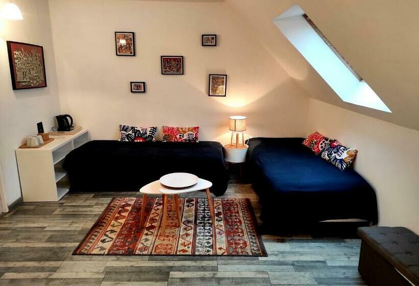 Четырехместный Номер Стандарт, Le Clos De La Commanderie