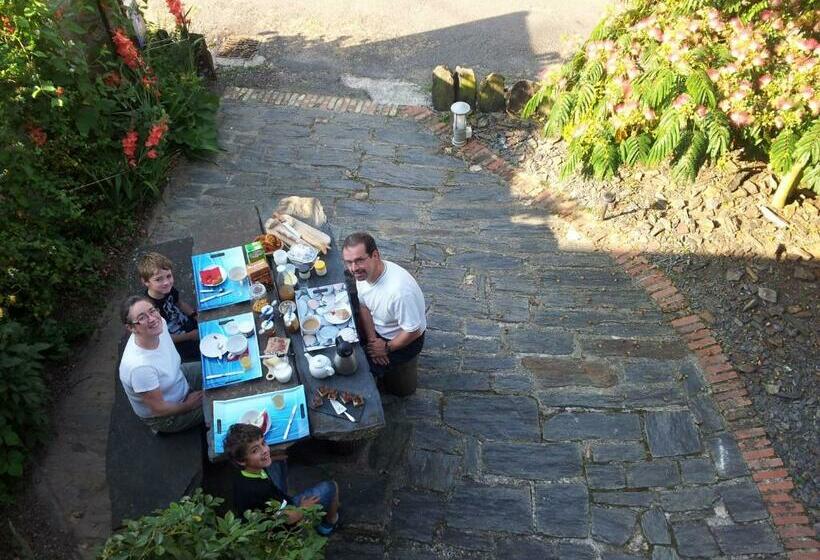 Номер Стандарт, L'hôt'berge