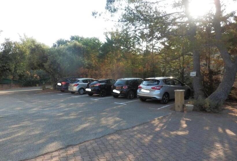 سوییت سوپریور, Mas Les Vieux Chenes