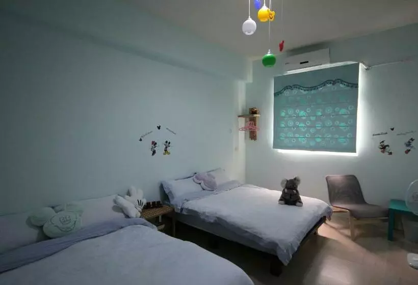 اتاق استاندارد چهار تخته, 萩閣民宿sara S House走路可到夜市近市區好停車