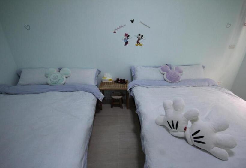 اتاق استاندارد چهار تخته, 萩閣民宿sara S House走路可到夜市近市區好停車