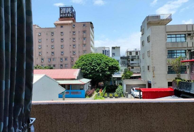 اتاق لوکس خانوادگی, 萩閣民宿sara S House走路可到夜市近市區好停車