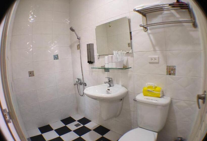 اتاق لوکس خانوادگی, 萩閣民宿sara S House走路可到夜市近市區好停車