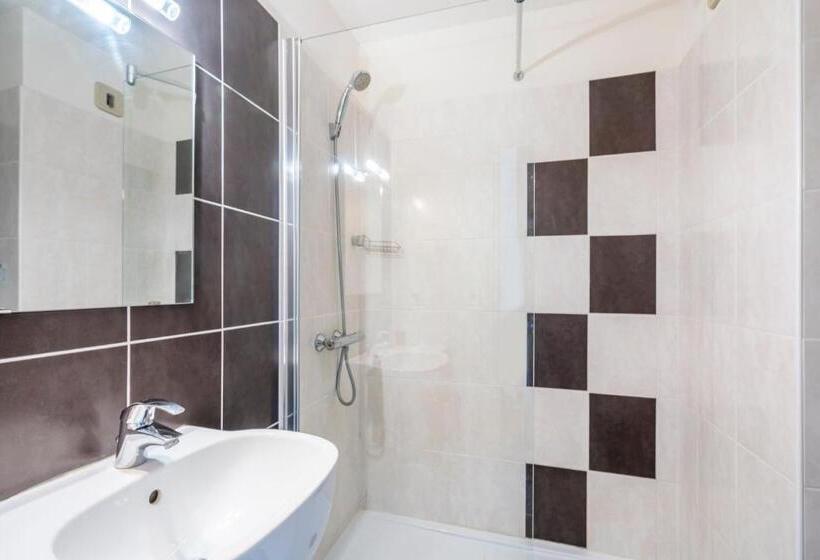 Deluxe Room, Cit Hotel La Pyramide