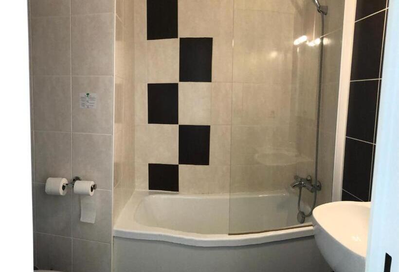 Deluxe Room, Cit Hotel La Pyramide