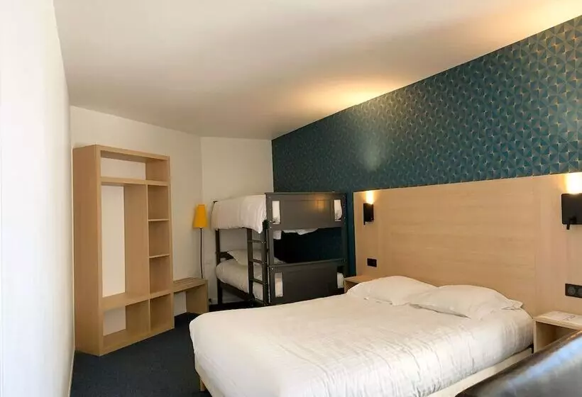 ファミリールーム, Cit Hotel La Pyramide