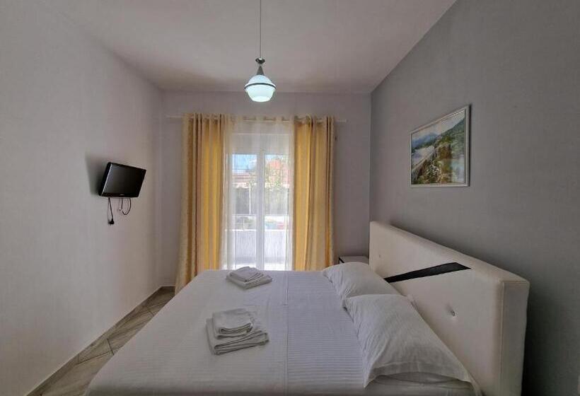 Suite Familiar, Artur