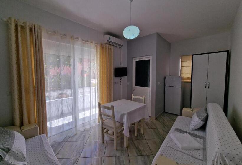 Suite Familiar, Artur