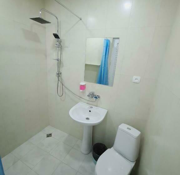 اتاق استاندارد, Chveni Sakhli