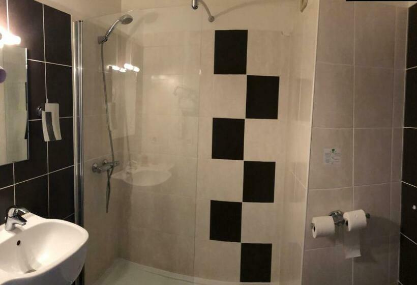 Standard Room, Cit Hotel La Pyramide