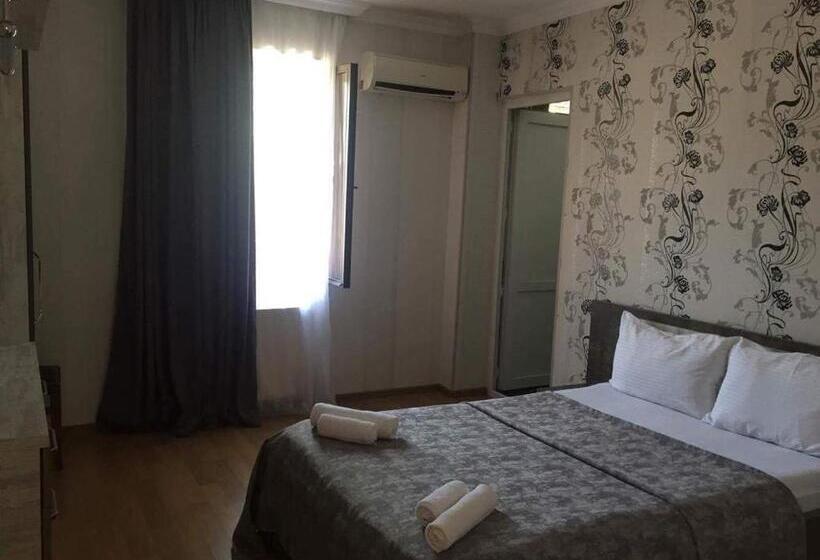 اتاق استاندارد با چشمانداز کوهستان, Kavkasioni