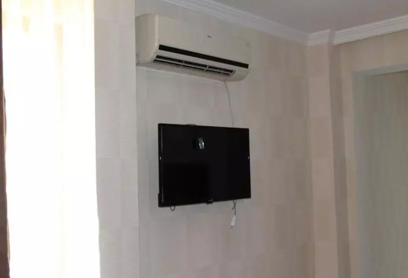 آپارتمان 1 خوابه با چشم‌انداز, Kavkasioni