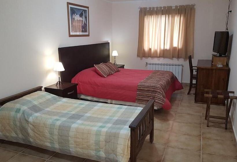 غرفة قياسية رباعية, Mora