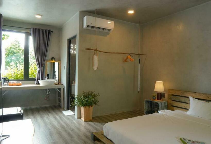 استودیوی استاندارد, Babylon Mini Resort