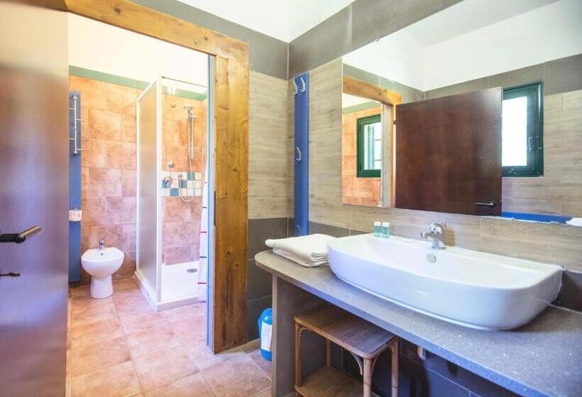 2ベッドルームアパートメント, Isa Residence With Swimming Pool In Guardistallo Surrounded By Greenery