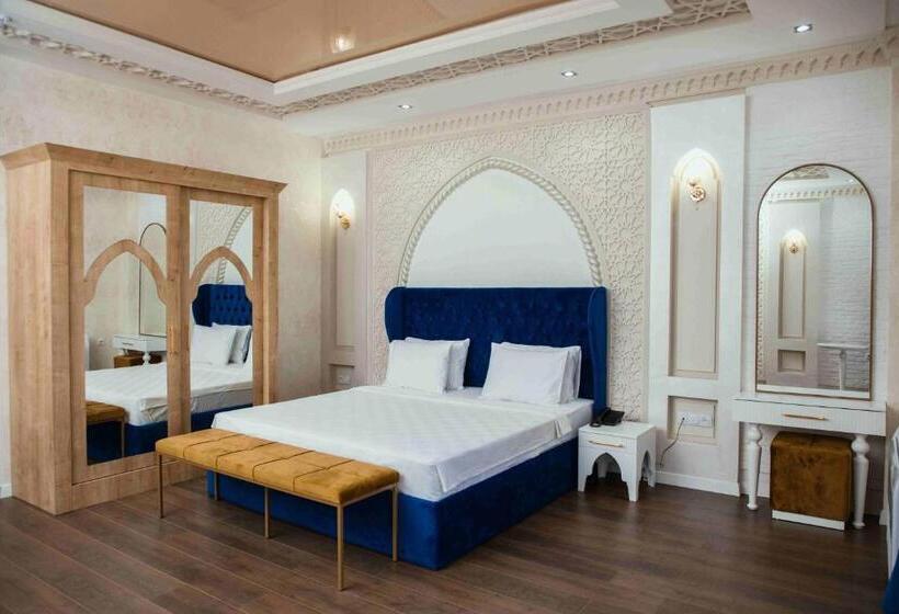 디럭스 룸 킹사이즈 침대, Antalya Grand Palace
