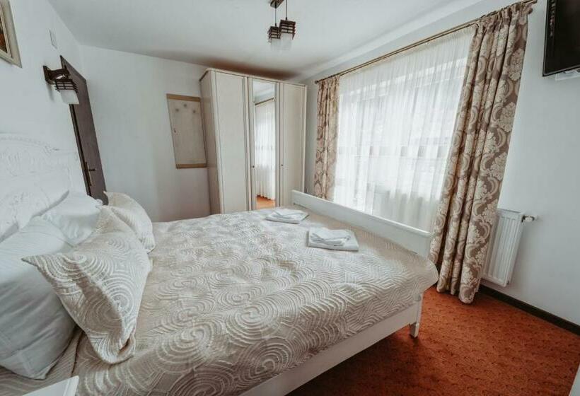 اتاق لوکس با بالکن, Complex Turistic Constantin Bucovina