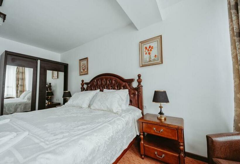 اتاق استاندارد با تخت بزرگ, Complex Turistic Constantin Bucovina