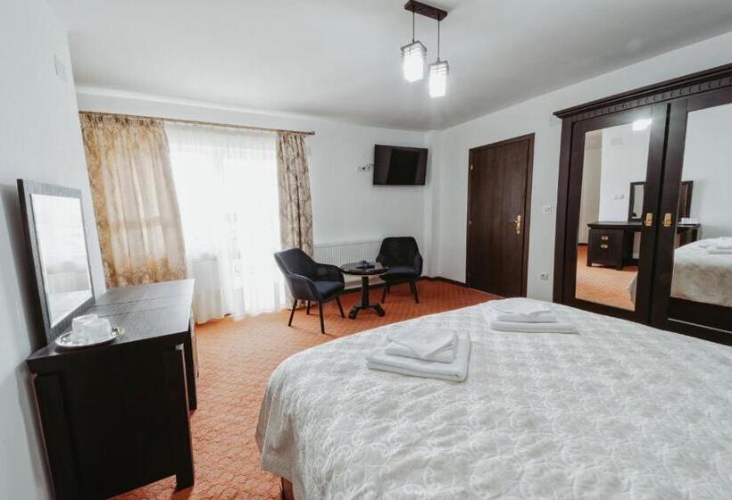 اتاق استاندارد با تخت بزرگ, Complex Turistic Constantin Bucovina