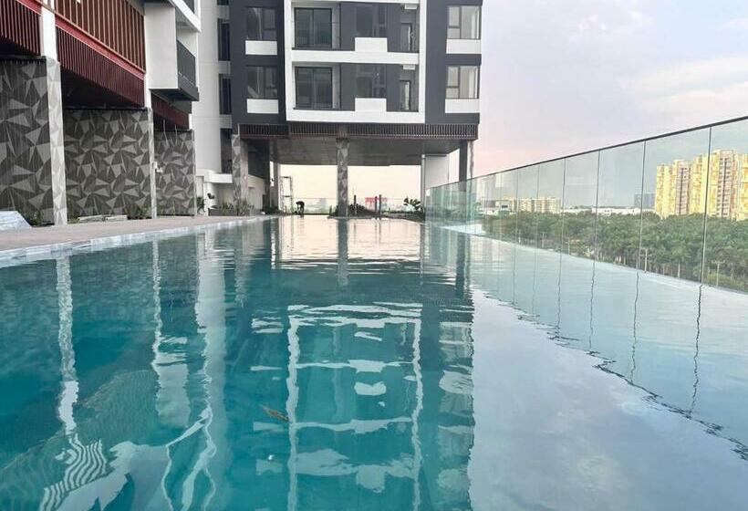 آپارتمان 1 خوابه, The Emerald Golf View