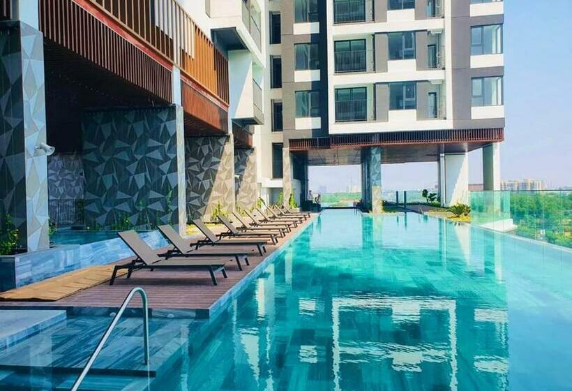 آپارتمان 1 خوابه, The Emerald Golf View