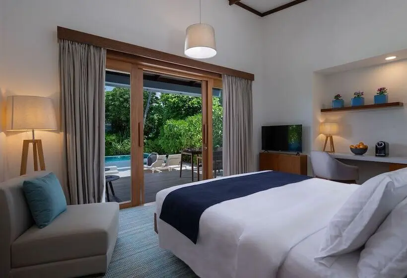 ویلای یک اتاق خوابه با استخر شنا, Ifuru Island Maldives