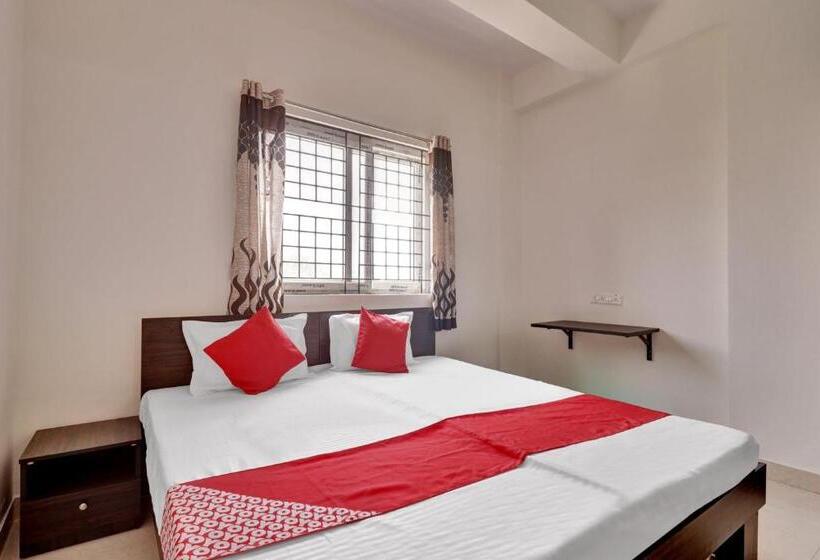 Quarto Triplo Clássico, Oyo Flagship 81553 Green Residency