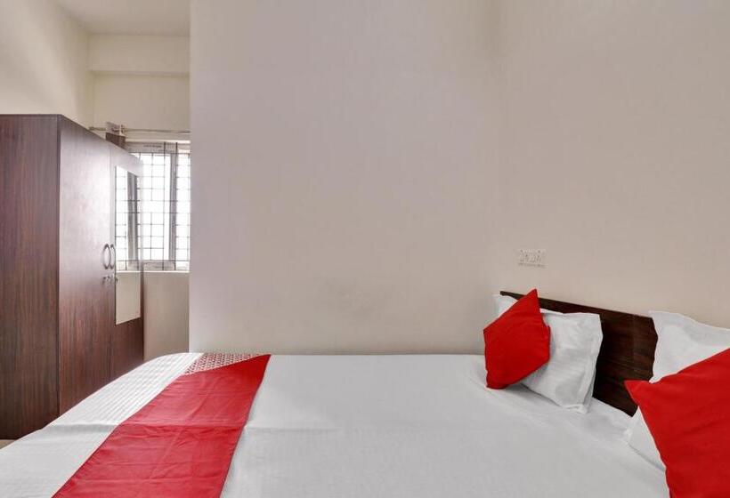Quarto Triplo Clássico, Oyo Flagship 81553 Green Residency