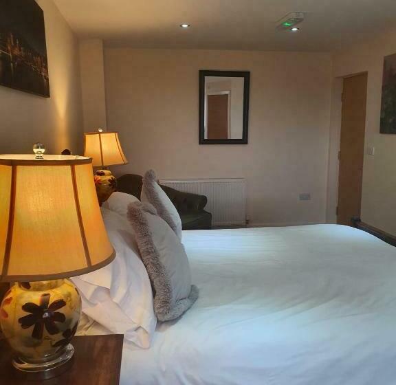 חדר דלוקס, The Garden Bar Rooms