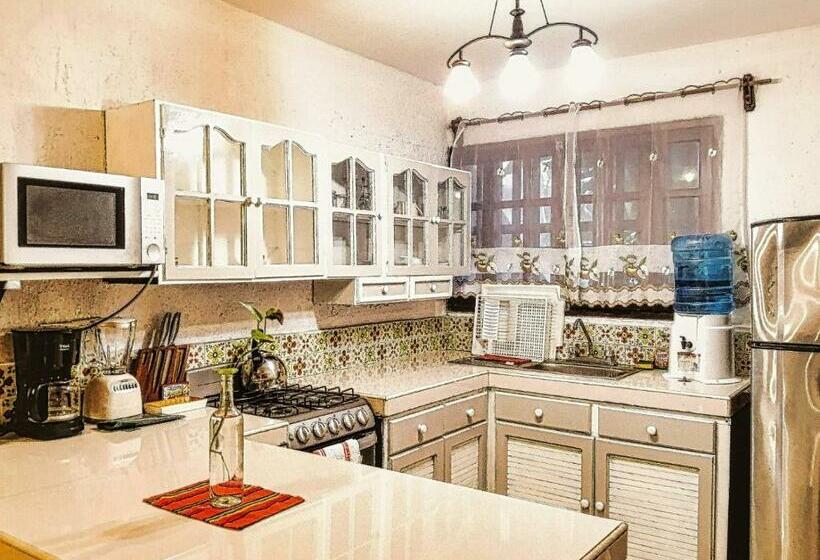 اتاق استاندارد, Room In Villa Zambezi Family Lodge Buffalo Room