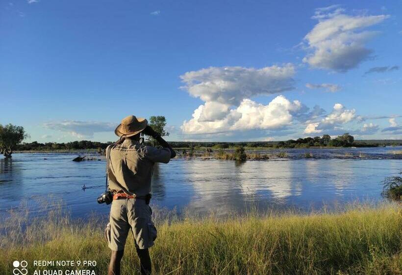 اتاق استاندارد, Room In Villa   Zambezi Family Lodge   Buffalo Room
