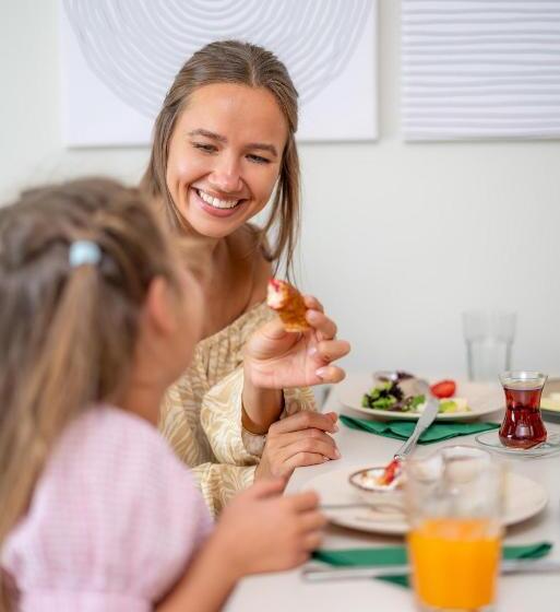 带1个卧室的高级公寓, Casamax Suites