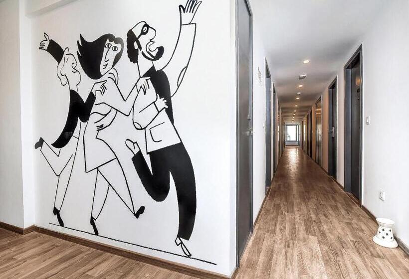 トリプルクラシックルーム, Flagship Dn Daya Vatika