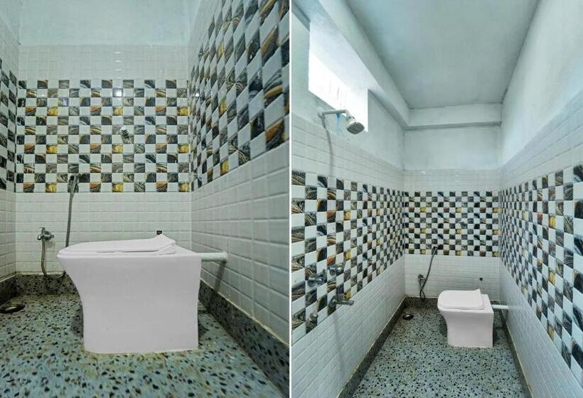 トリプルクラシックルーム, Flagship Dn Daya Vatika