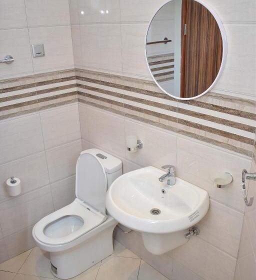 سوییت, Le Cottage Mbale
