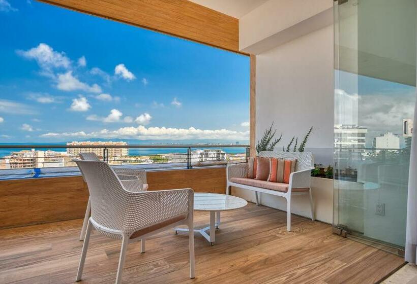 带1个卧室的带阳台的公寓, Maxwell Collection Romantic Zone