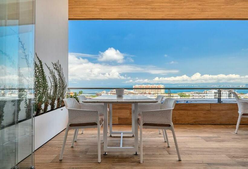 带1个卧室的带阳台的公寓, Maxwell Collection Romantic Zone