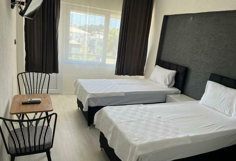 标准间带阳台, Ephesus Nobel Otel