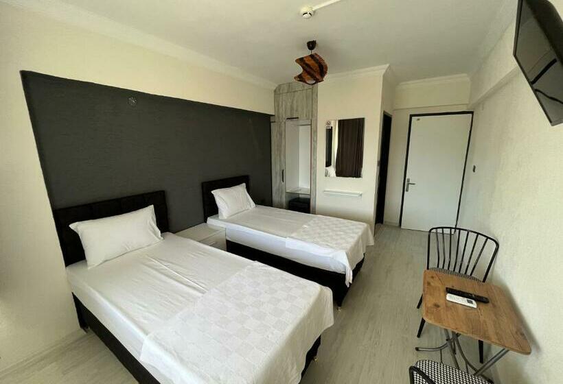 标准间带阳台, Ephesus Nobel Otel