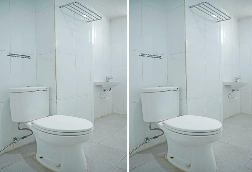 Номер Стандарт Индивидуальный, Oyo 91762 Green Home Stay Syariah