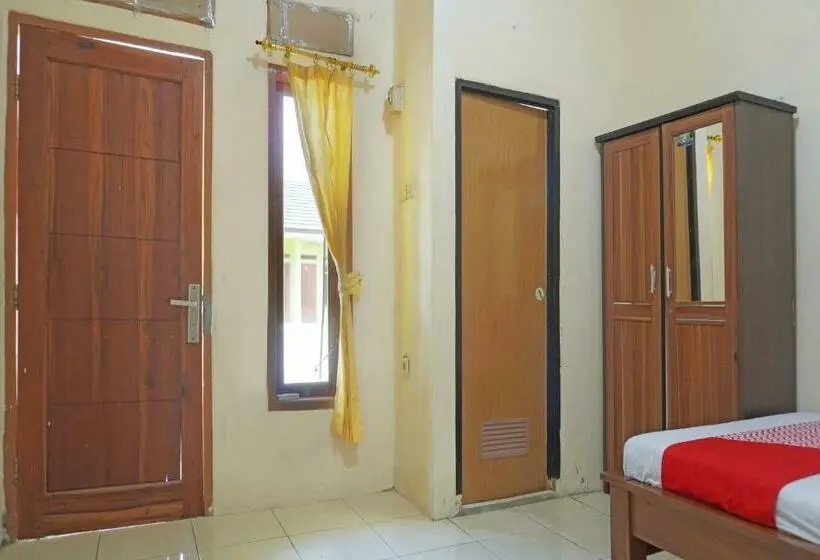 スタンダードルーム, Oyo 91762 Green Home Stay Syariah