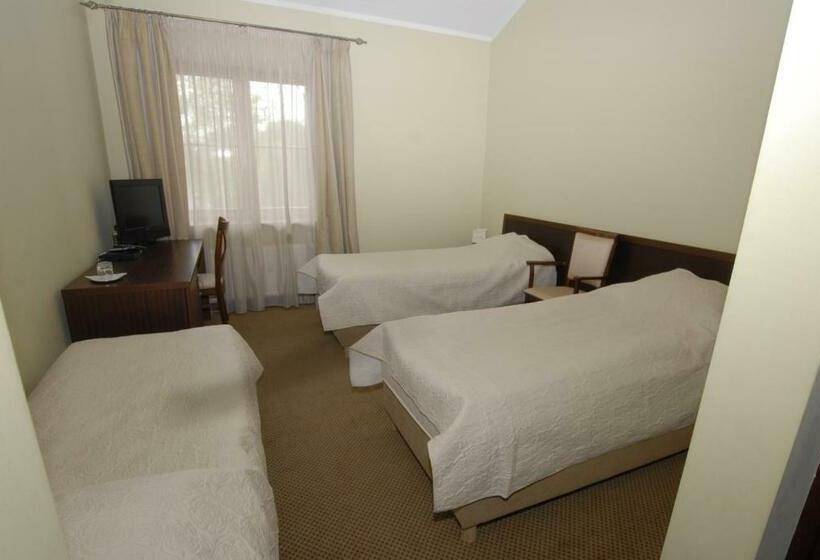 اتاق راحتی سه تخته, Prie žeimenos