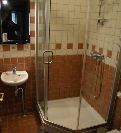 سوییت خانوادگی, Prie žeimenos