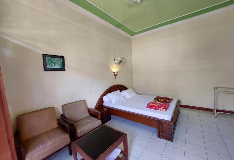 Номер Deluxe, Puri Merbabu Asri