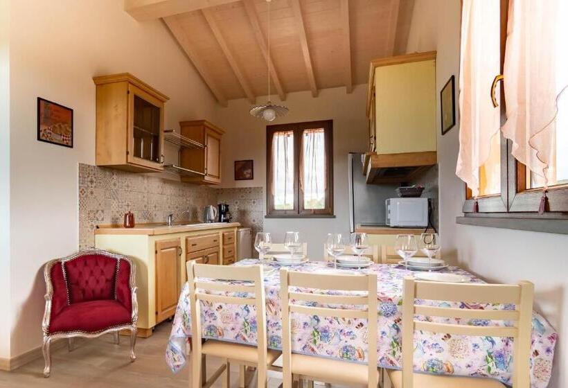 شقة غرفة واحدة مزودة بتراس, La Poggiata