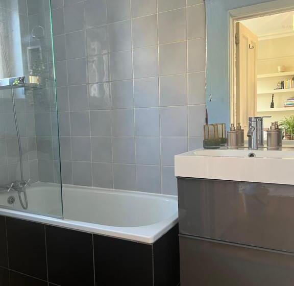 Номер Deluxe Кровать Кинг, Londonhomegardens