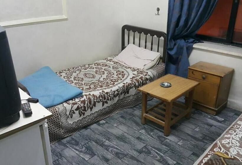 اتاق استاندارد, Al Adel Hostel