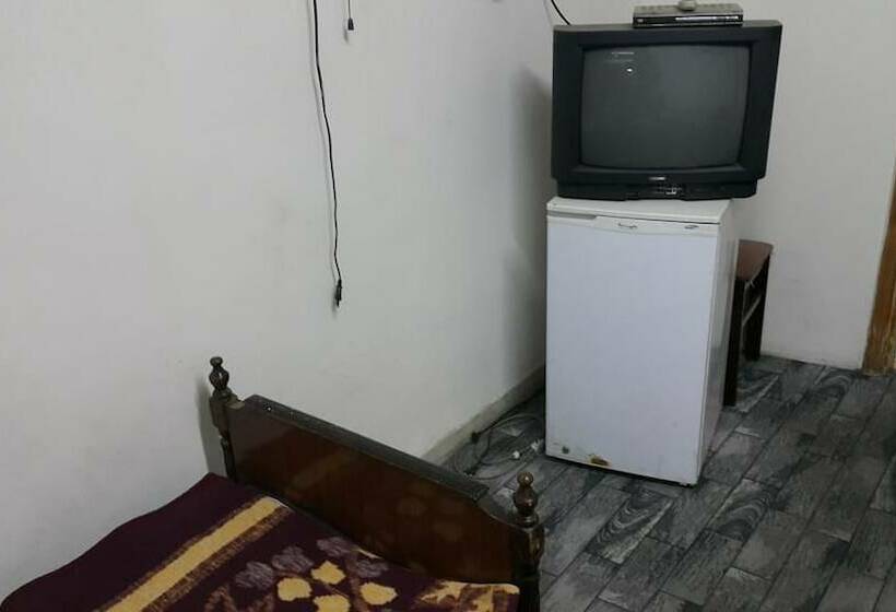 اتاق استاندارد, Al Adel Hostel