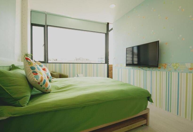 חדר סטנדרט עם מרפסת, 宜蘭羅東迷彩民宿 大吉迷彩