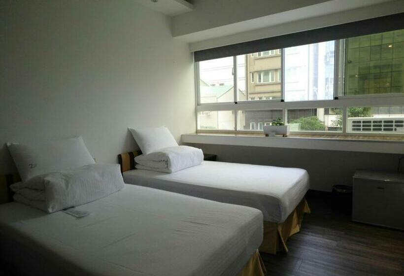 اتاق استاندارد, 237